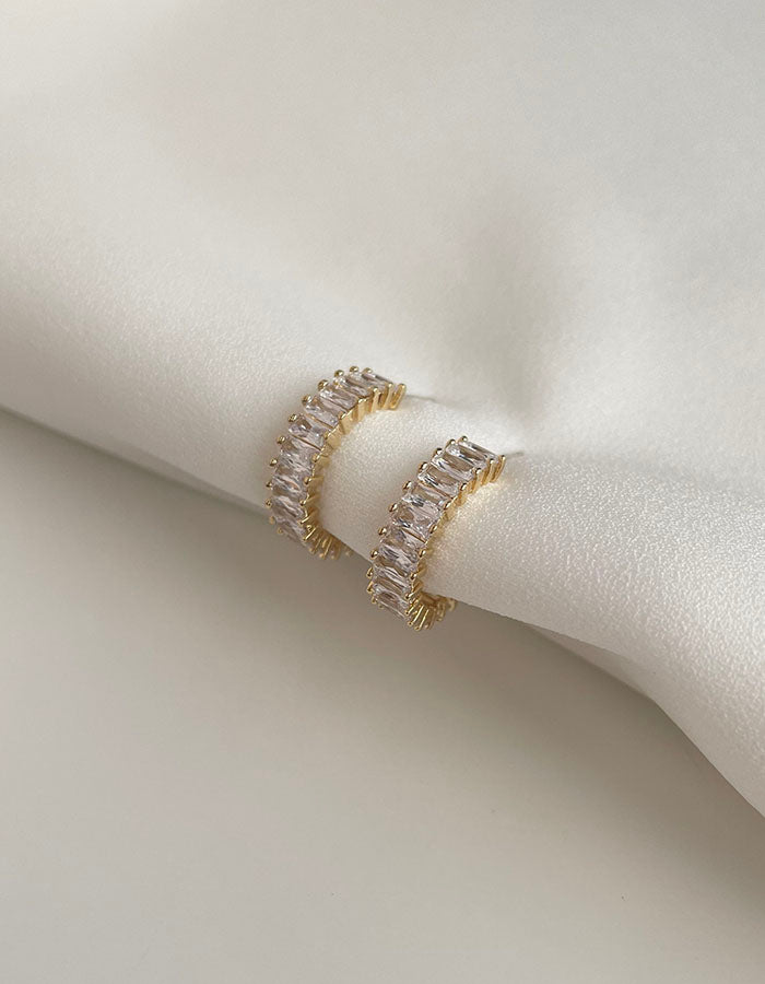 輕奢感鋯石耳環 - 925純銀針