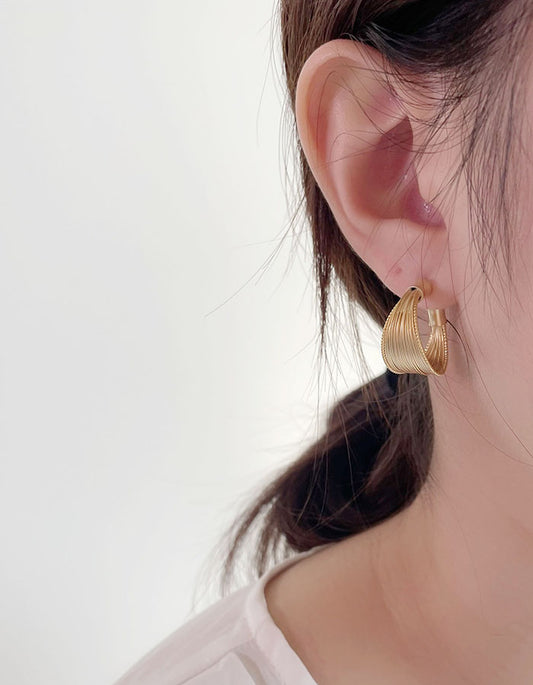 線條感環形耳環 - 925純銀針