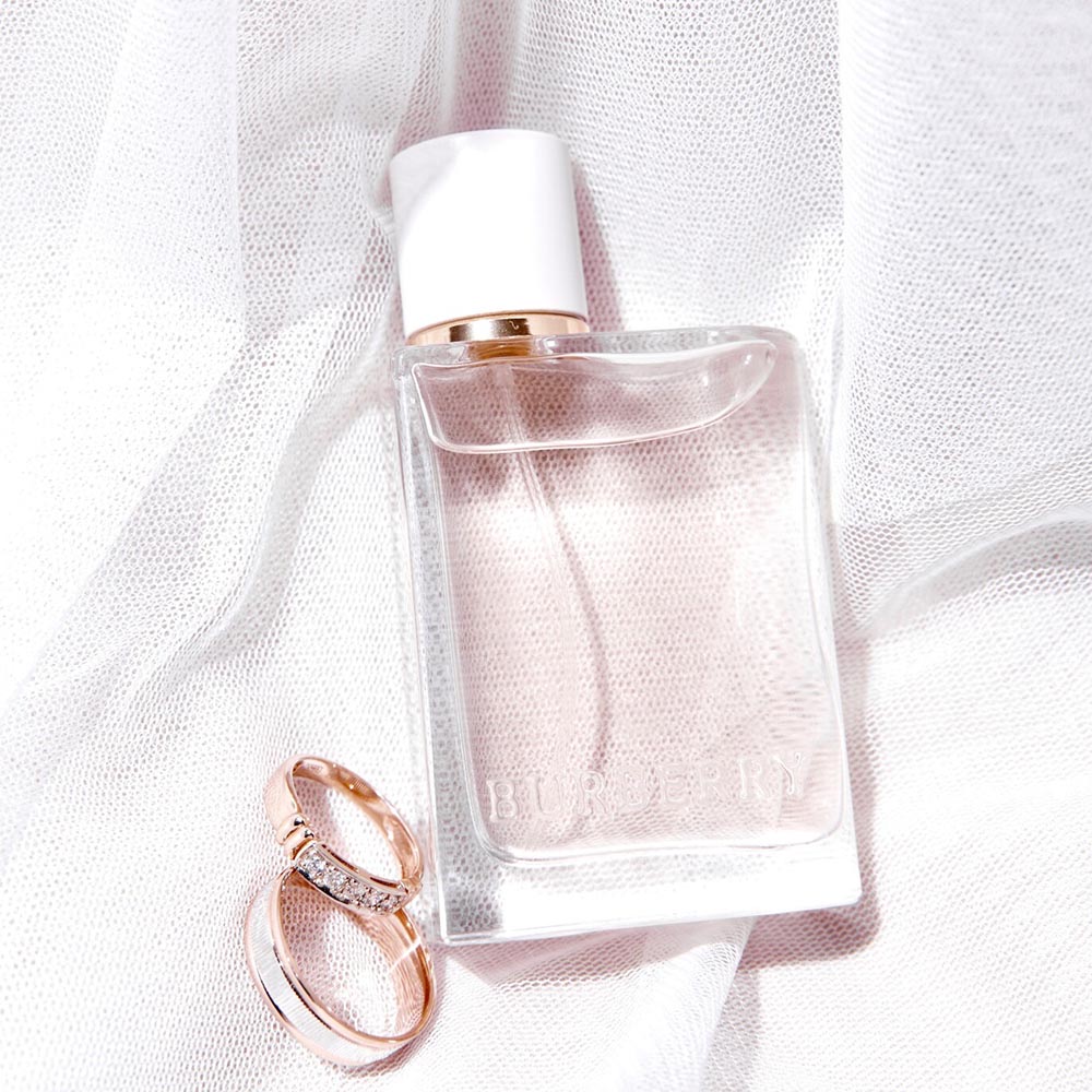 BURBERRY「花與她」果漾香水 HER Eau de Parfum