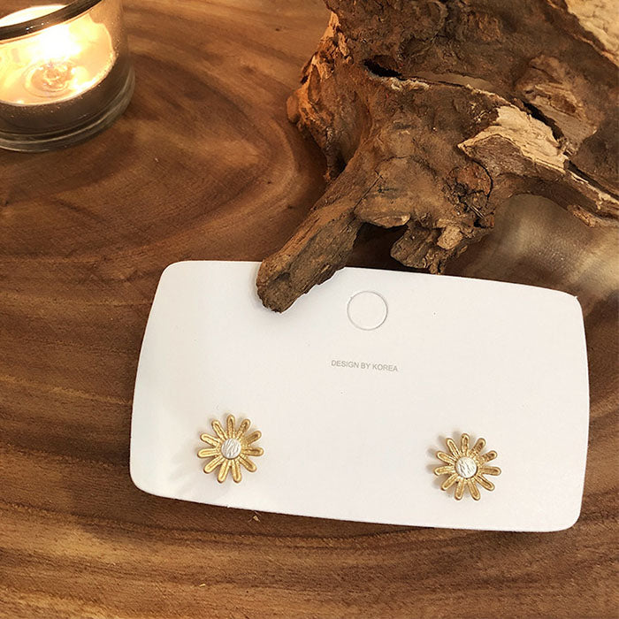 霧金小花耳環 - 925純銀針