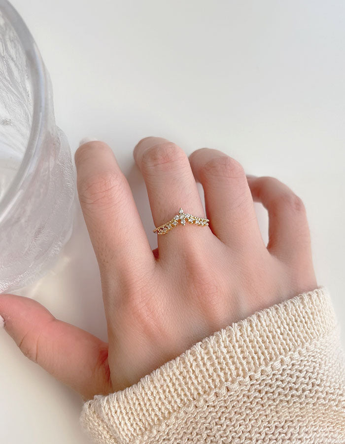 輕奢皇冠水鑽戒指