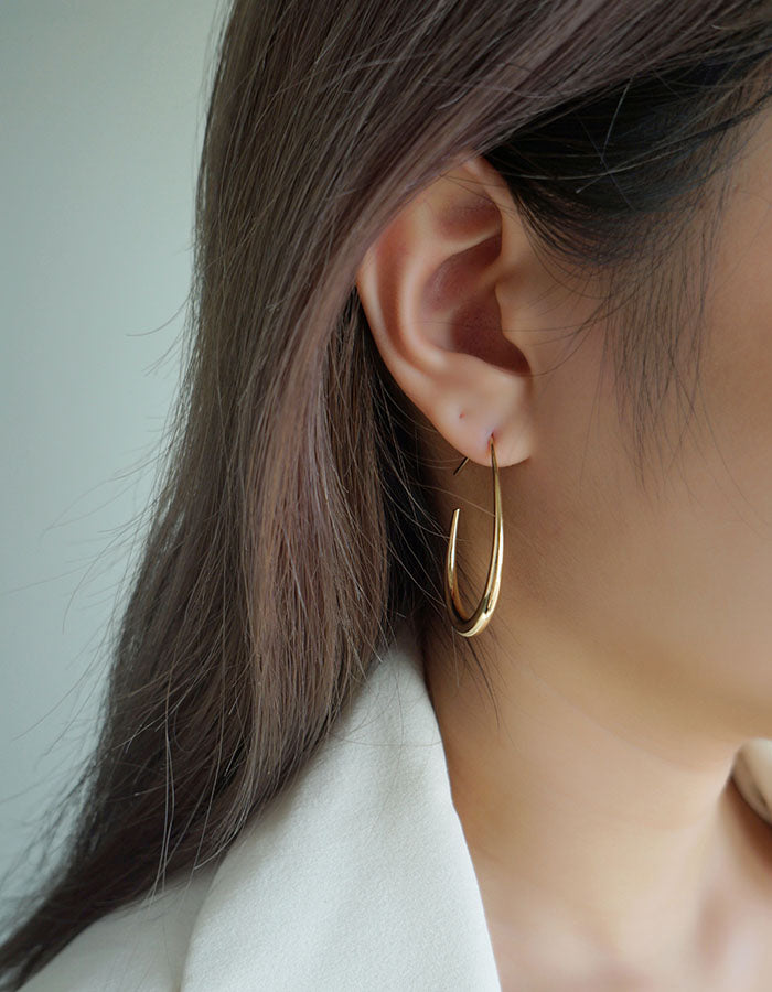 簡約金屬水滴耳環 - 925純銀針