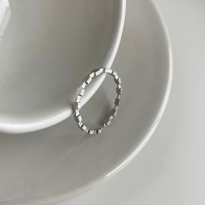 極細小方塊戒指