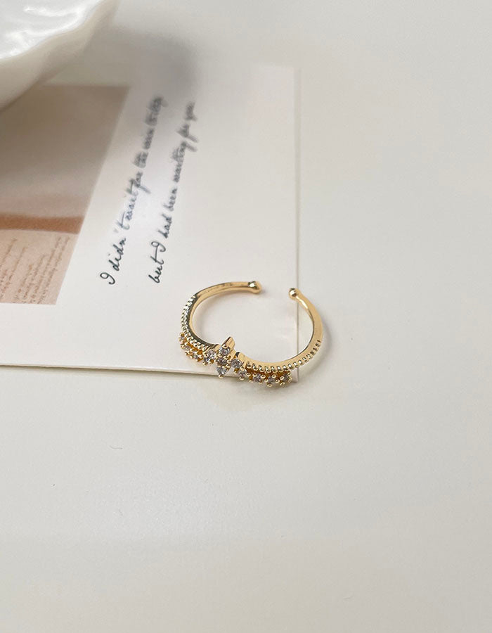 輕奢皇冠水鑽戒指