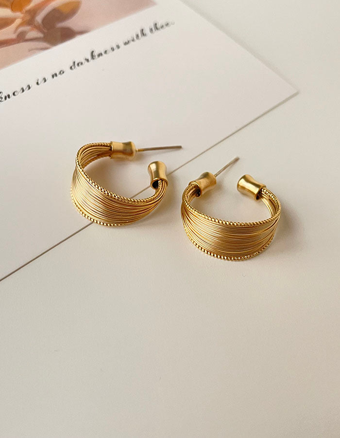 線條感環形耳環 - 925純銀針