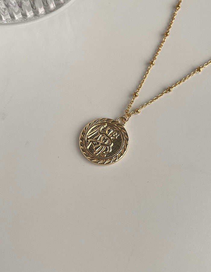 冷淡風經典人物圓牌項鍊