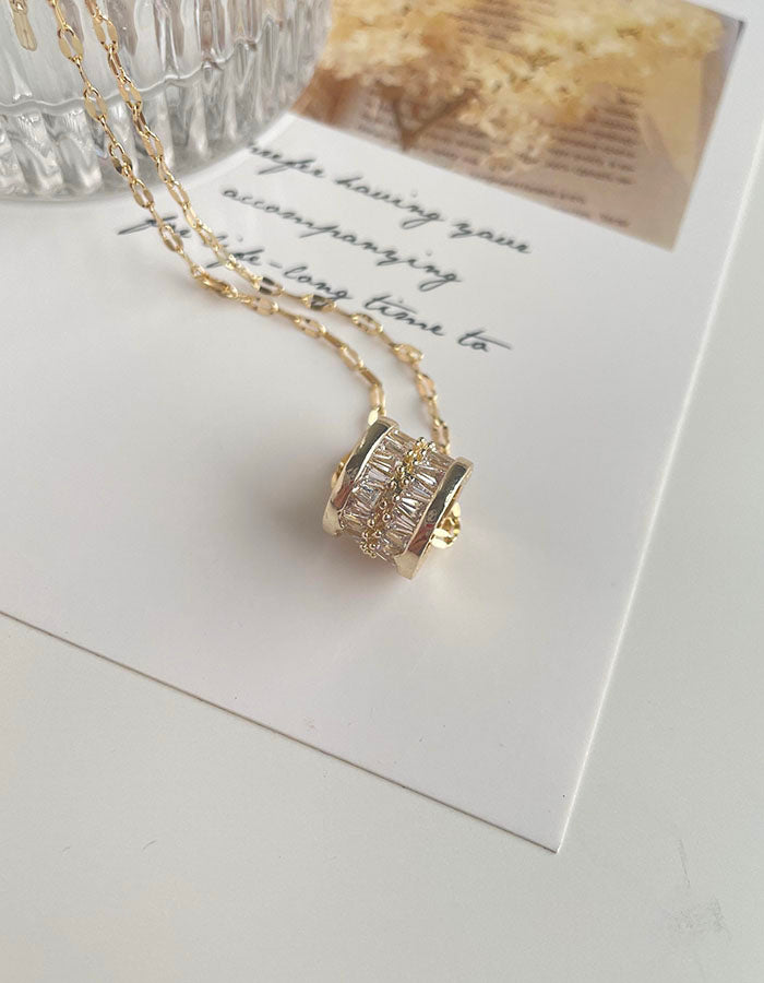 輕奢感亮鑽項鍊