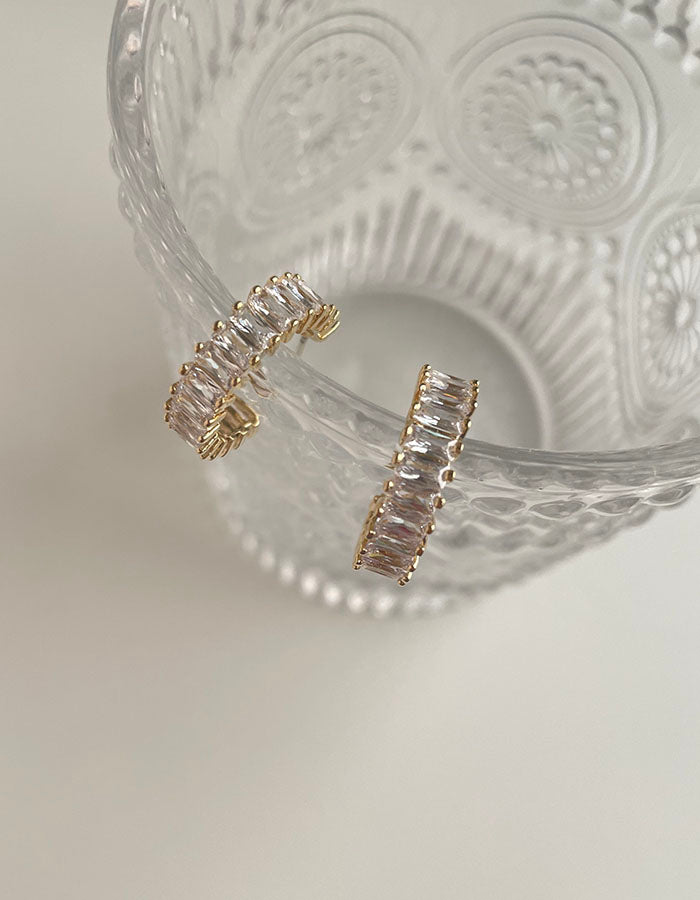 輕奢感鋯石耳環 - 925純銀針