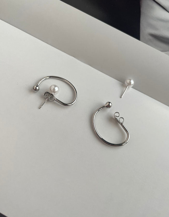 簡約感珍珠耳環 - 925純銀針