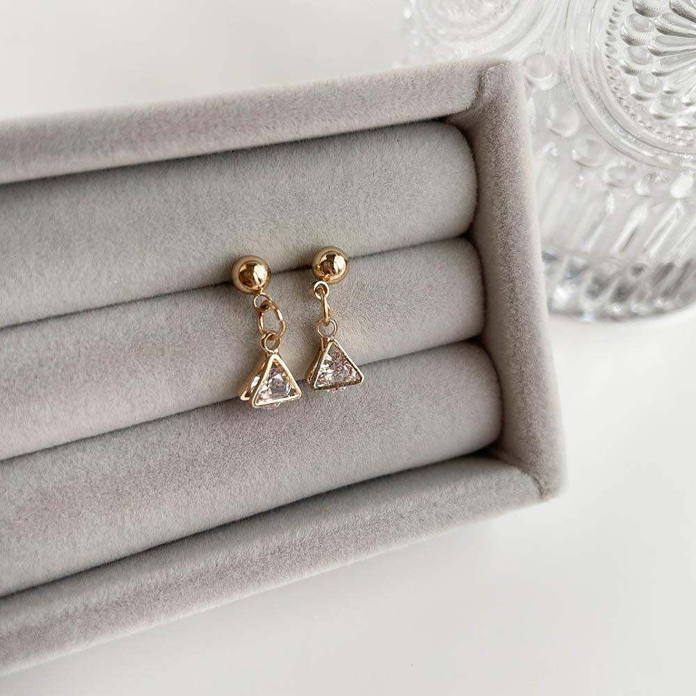 水鑽三角框耳環