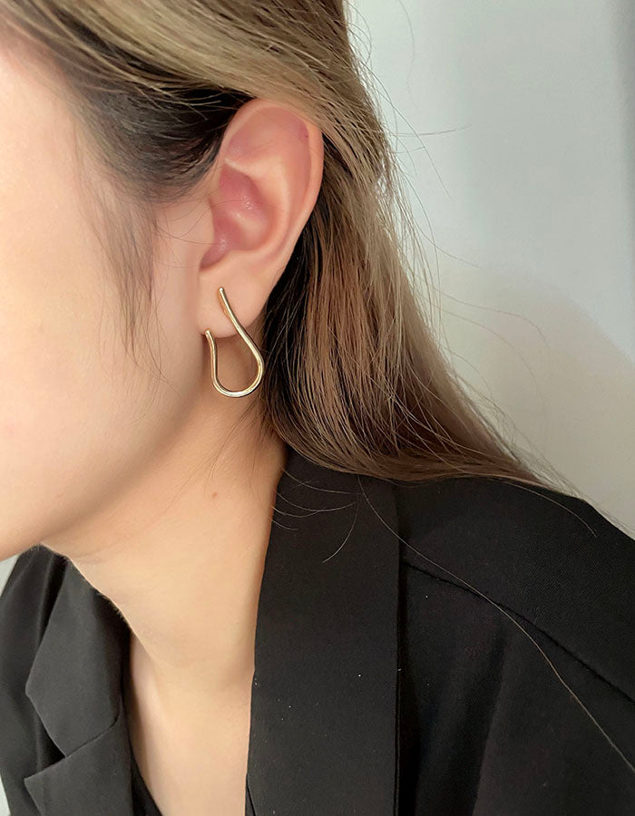 簡約大U型耳環 - 銀針