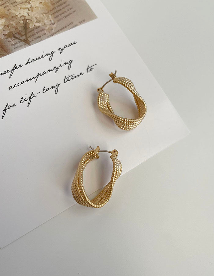 金屬扭曲麻花耳環