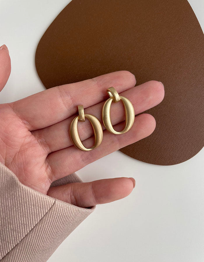 法式圓圈耳環 - 925純銀針