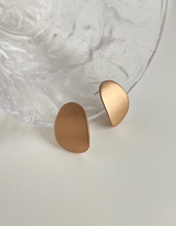 髮絲感不規則金屬片耳環 - 925純銀針