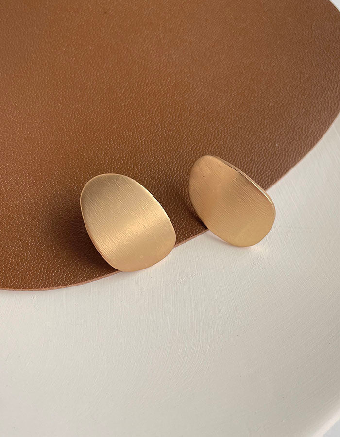 髮絲感不規則金屬片耳環 - 925純銀針