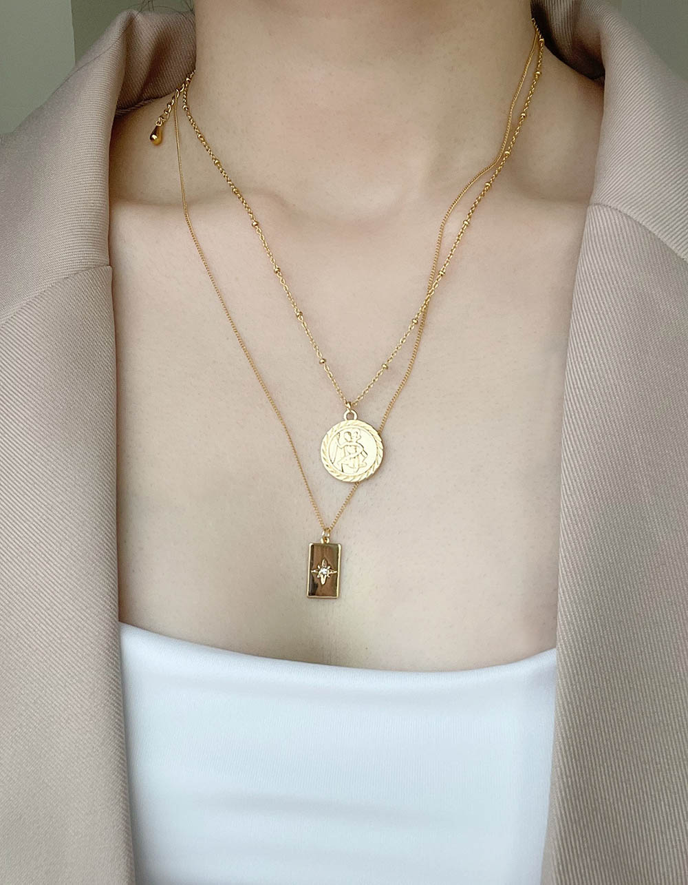 冷淡風經典人物圓牌項鍊