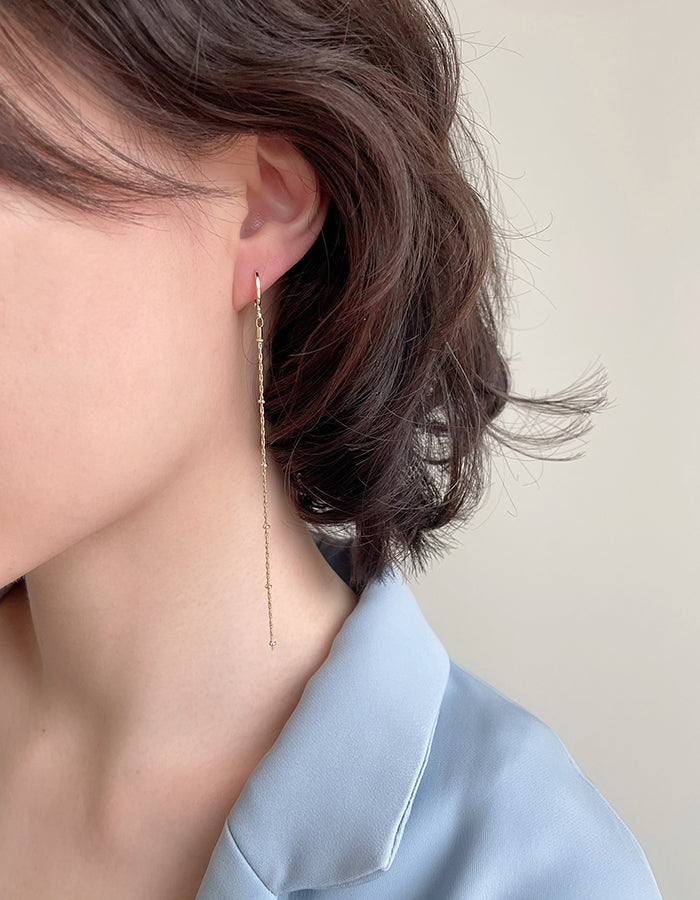 一線流動感垂墜式耳環