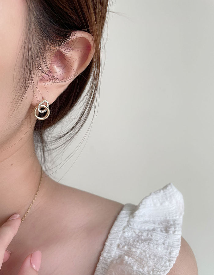 氣質雙圓圈水鑽耳環