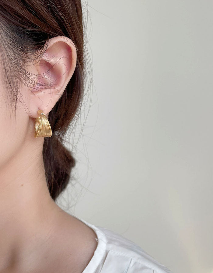 線條感環形耳環 - 925純銀針