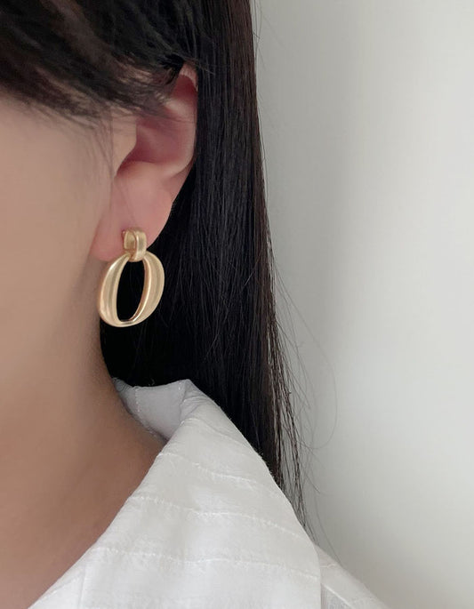 法式圓圈耳環 - 925純銀針