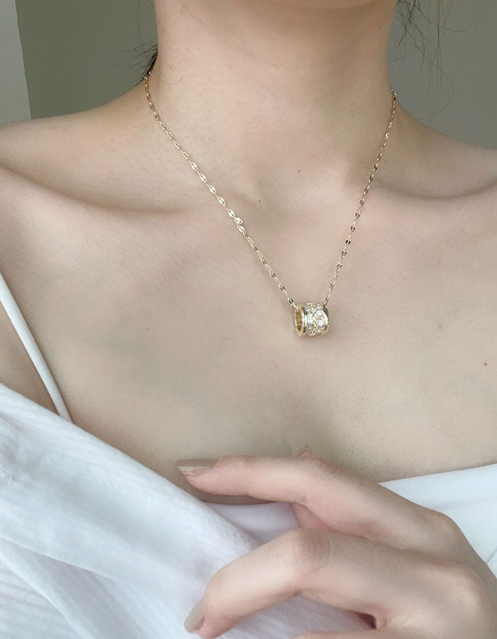 輕奢感亮鑽項鍊