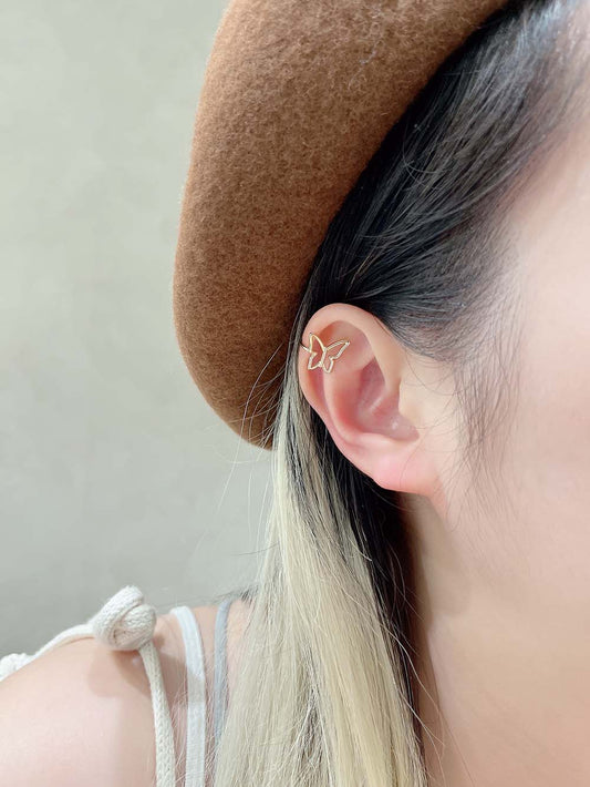 日常款低調蝴蝶輪廓耳骨夾