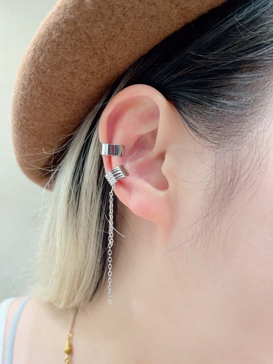 極簡中帶點個性耳骨夾